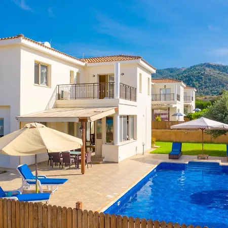 Villa Seashore One Paphos Exterior photo